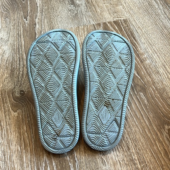 EUC women’s Chaco Chillos slides; size 6; blue gray color - Picture 2 of 2